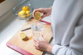 cleanse-your-liver-Warm Lemon Water